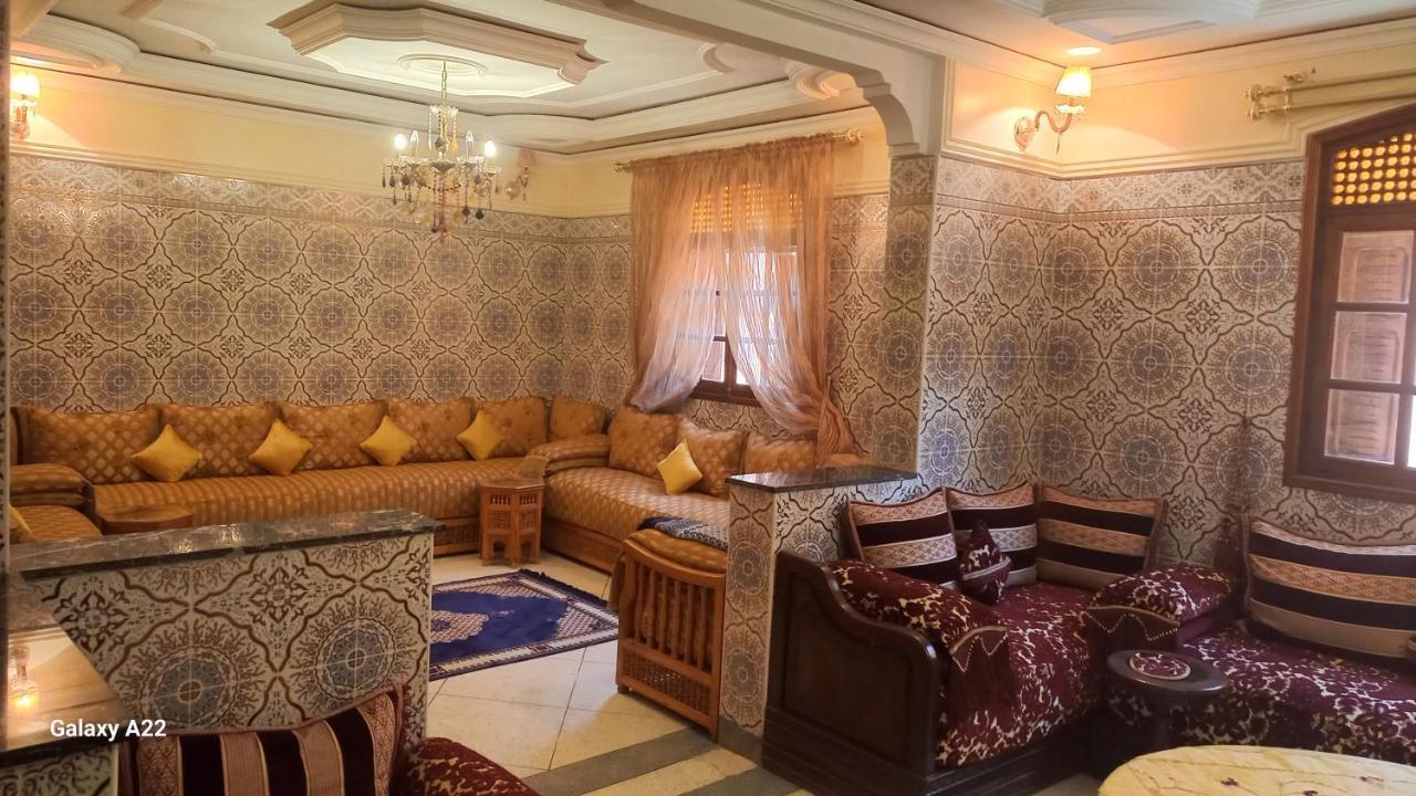 Stay With Low Budget Marrakesh Luaran gambar